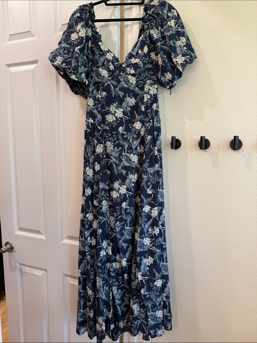 Abercrombie & Fitch Navy Floral Puff-Sleeve Maxi Dress